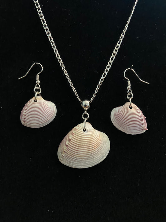 White & Maroon Seashell Earrings & Necklace Set with Silver Chain